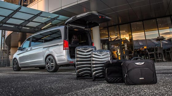 Liverpool Airport Chauffeur Car